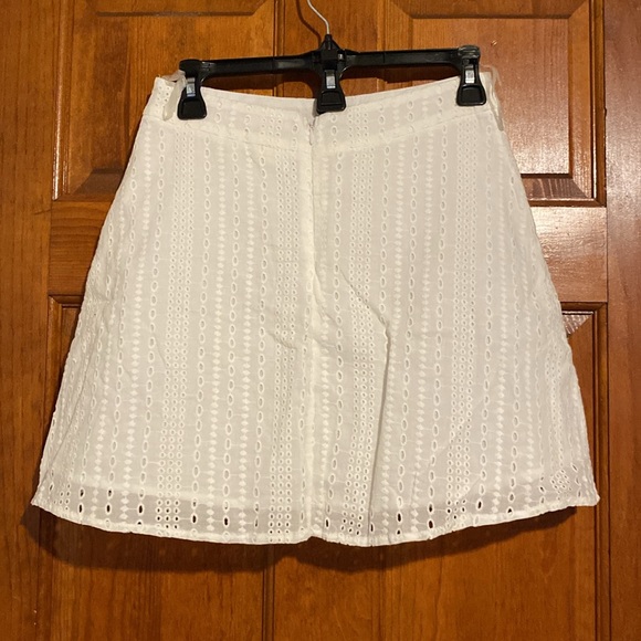 A’gaci White Eyelet Cami & Skirt Set - Picture 7 of 10